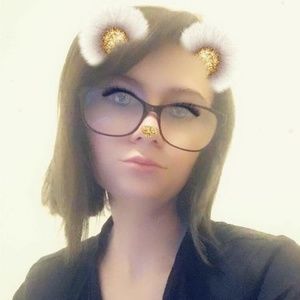 Meet your Posher, Karee